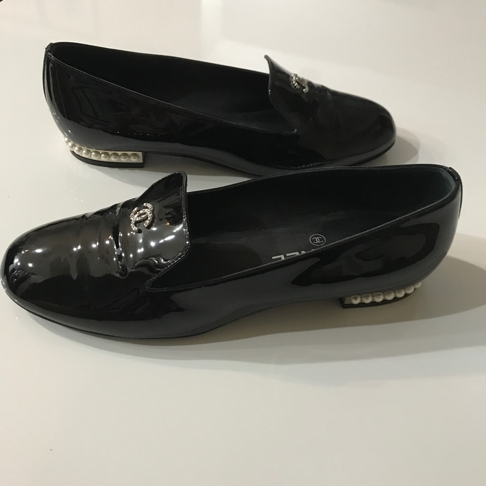 Chanel Loafers - Picture 2 of 8
